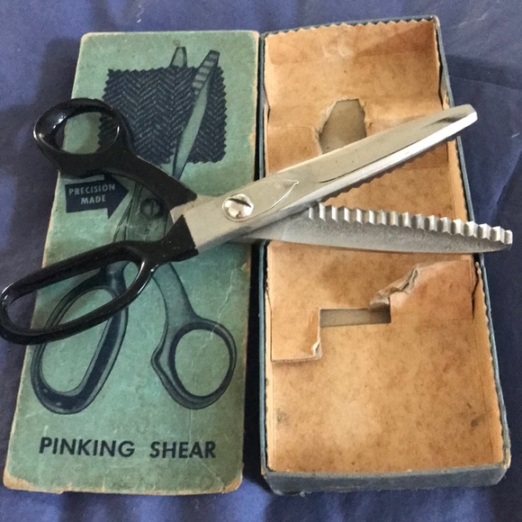 Pinking Shears - Picture 3 of 4